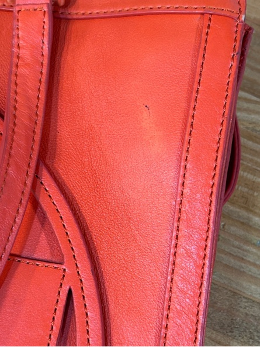 Tory Burch Women’s Orange Leather Tote with Signature Logo - Picture 10 of 16